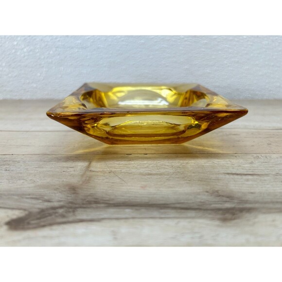 Vintage Amber Glass 4.5 Inch Square Cigarette Ashtarys Set Of 2 - Picture 3 of 8